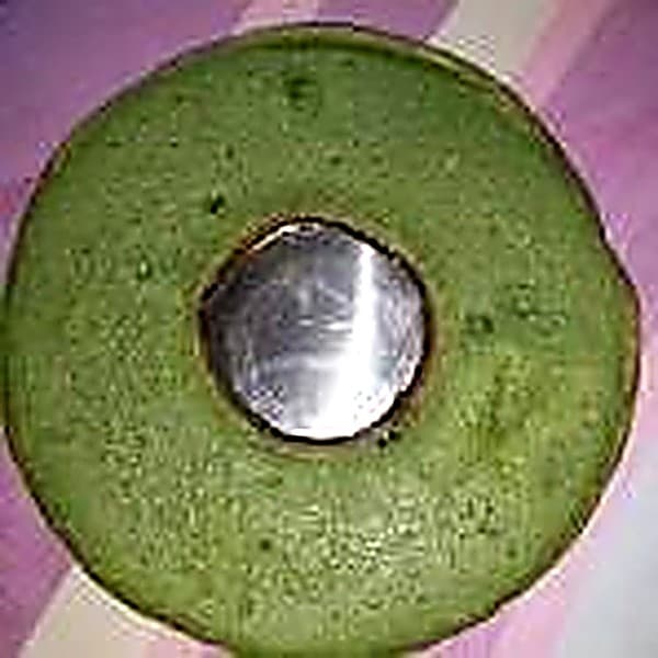 Juadah basah hijau pandan berbentuk cincin